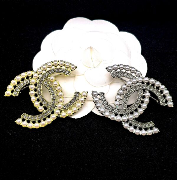 cc brooch 251001335048