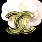 cc brooch  231001375014 - Image 4
