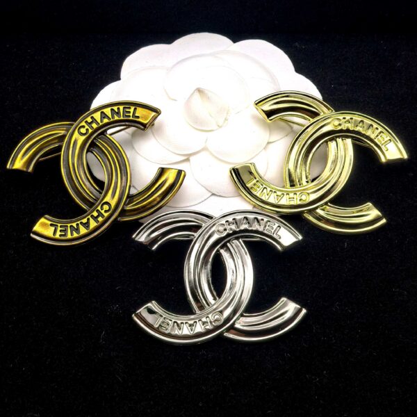 cc brooch  231001375014