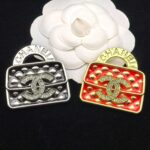 cc brooch 331001386011