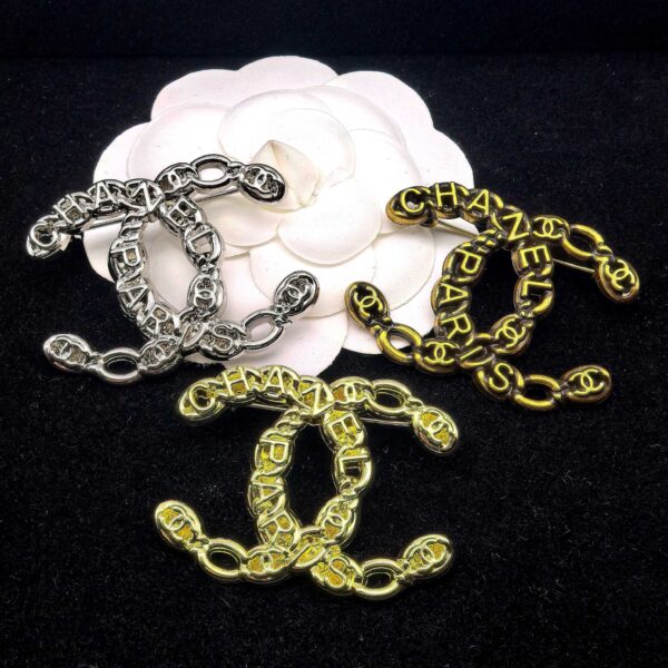 cc brooch 881001395011