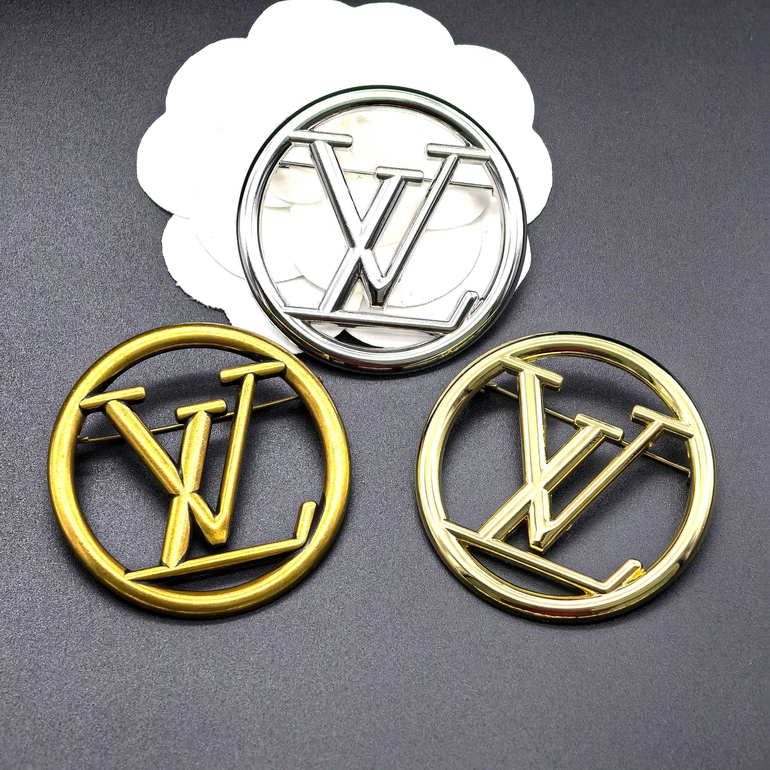 a1742744413852_6428 lulu brooch 431001675024 - Image 1