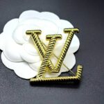 lulu brooch 391001685015 - Image 3