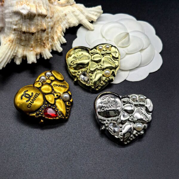 cc brooch 781001835058