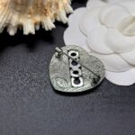 cc brooch 231001855078 - Image 4