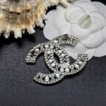 cc brooch 211001936021 - Image 4