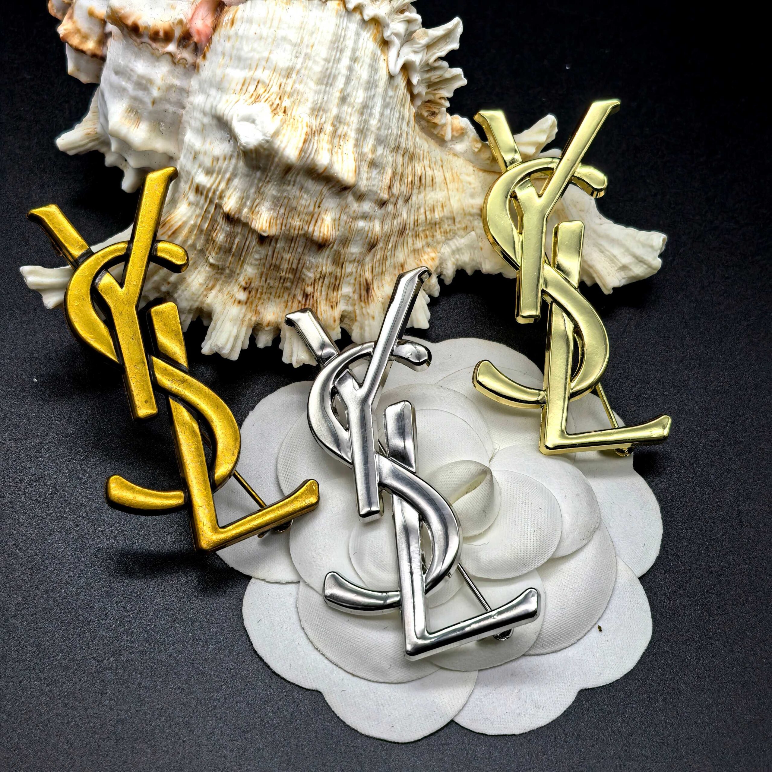 a1748578343333_6478 ysl brooch 561001985058 - Image 1
