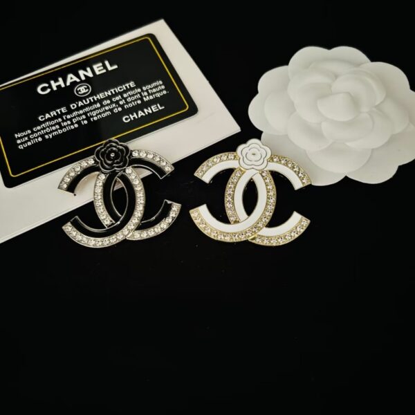 cc brooch 361000415026
