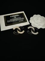 cc brooch 451000445028