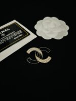 cc brooch 451000445028 - Image 2