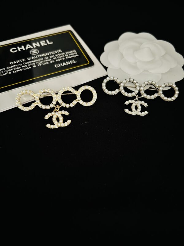 cc brooch 451000556048