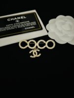 cc brooch 451000556048 - Image 3