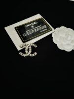 cc brooch 891000585014 - Image 2