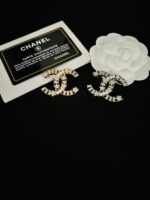 cc brooch 891000585014