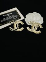 cc brooch 451000647045 - Image 5