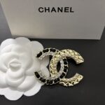 cc brooch 561000667015 - Image 3