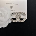 cc brooch 101000725012 - Image 3