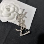 cc brooch 561000765059 - Image 2