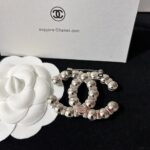 cc brooch 561000867089 - Image 4