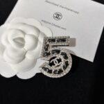 cc brooch 451000897058 - Image 3