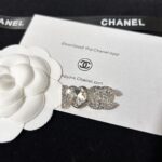 cc brooch 561000905048 - Image 2