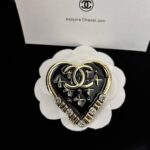 cc brooch 561000915078 - Image 2