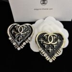 cc brooch 561000915078