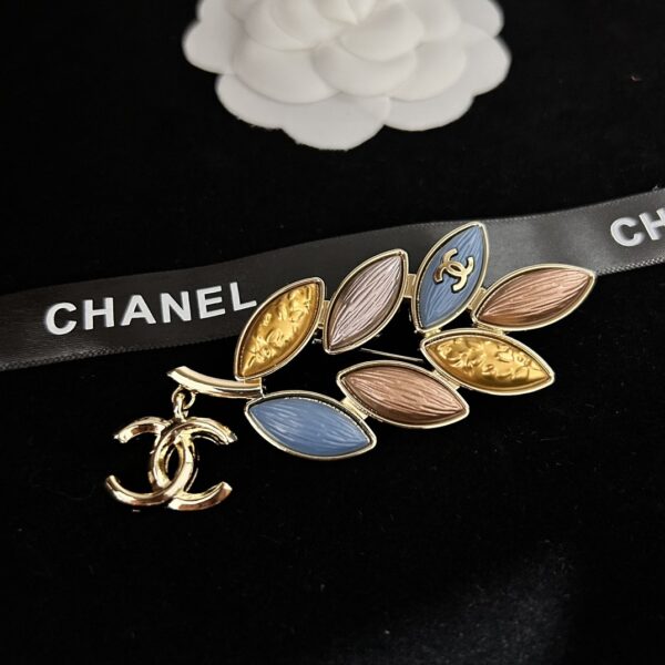 cc brooch 781000969088