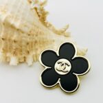 cc brooch 661000986013 - Image 4