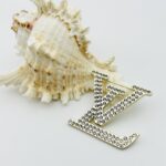 lv brooch 971001006045 - Image 2