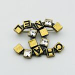 cc brooch 661001035066