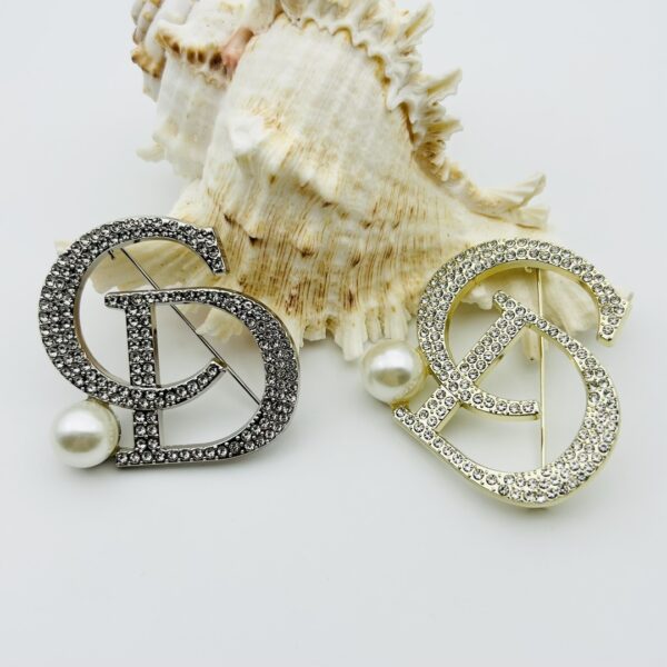 dior brooch 841001076025