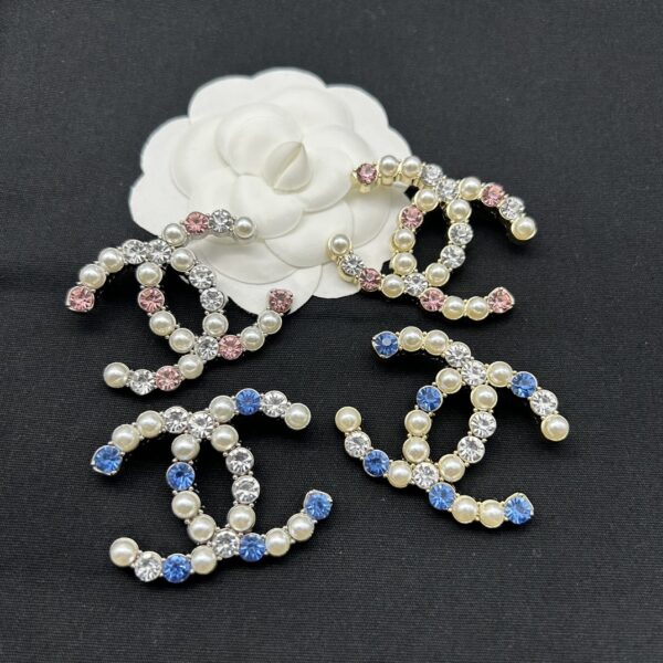 cc brooch 581001106084