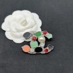 cc brooch 551001116044 - Image 3