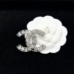 cc brooch 231001206014 - Image 4