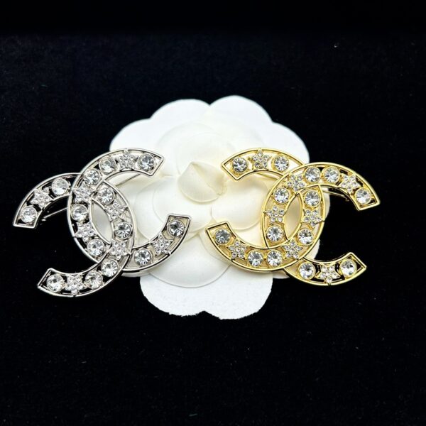 cc brooch 231001206014