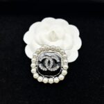 cc brooch 451001216024 - Image 4