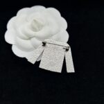 cc brooch 561001245044 - Image 2