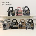 dior bag 5621689546025 - Image 16