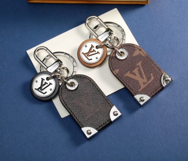 lv keyring