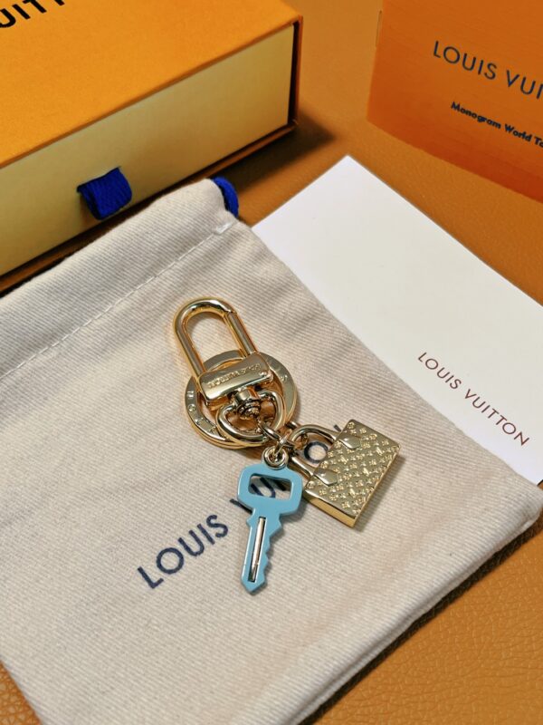 lv keyring