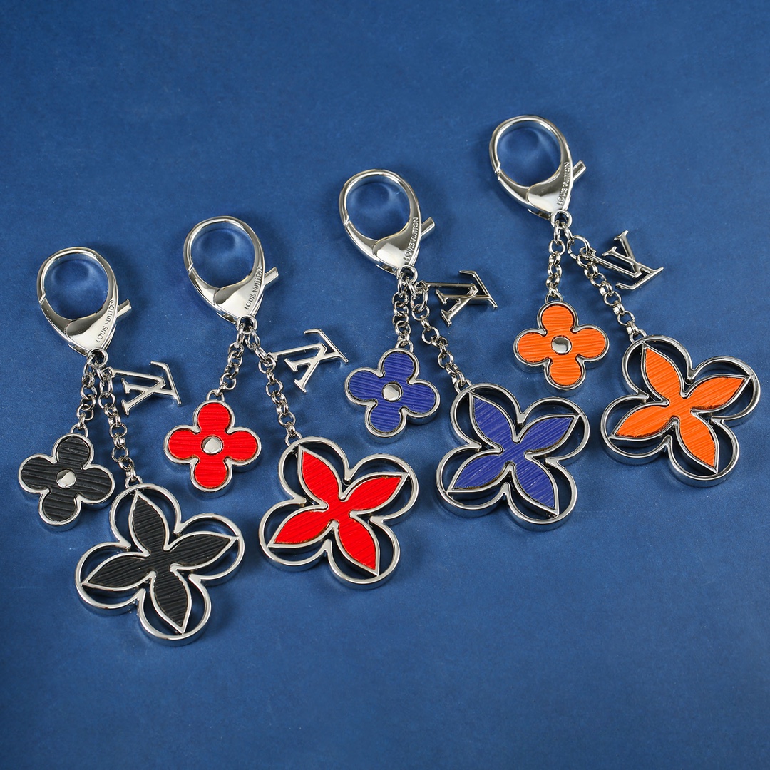 1 lv keyring - Image 1