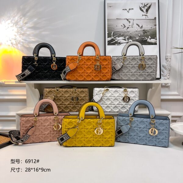 dior bag 8912691250023