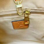 lv bag 8924765848069 - Image 8