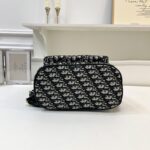 dior bag 5876981445069 - Image 8