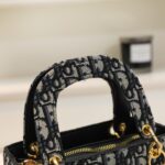 dior bag 5621689546025 - Image 12