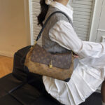 lv bag - Image 10