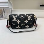 lv bag 2478358945055 - Image 3