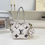 lv bag 2578694744088 - Image 4