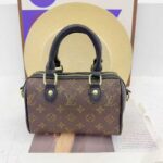 coachh bag 1245331143025 - Image 4